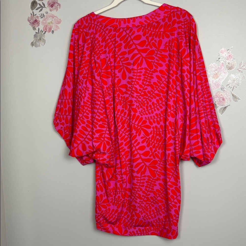 NWT Trina Turk Swim & Spa Collection Red and Pink Cover Up - L - Picture 9 of 9